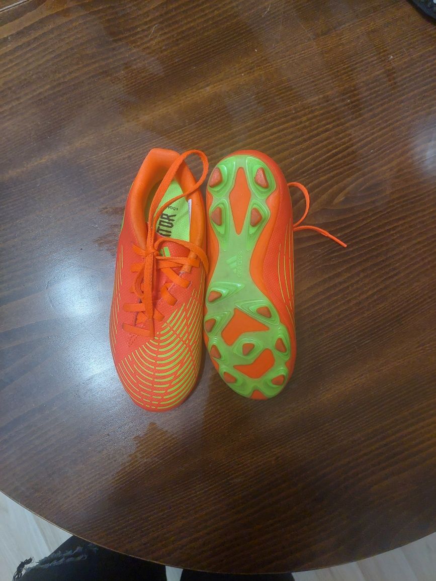 Футболни обувки Adidas