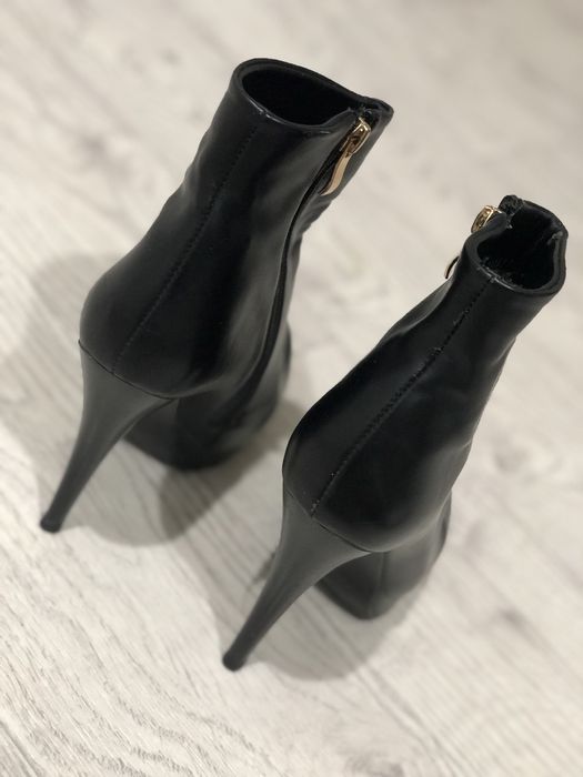 Продам сапоги и туфли в идельном состоянии