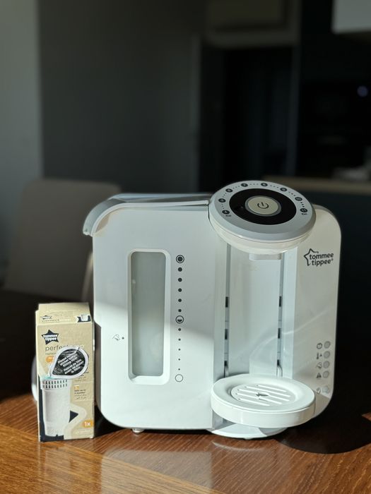 Уред за приготвяне на адаптивно мляко Tommee Tippee +нов филтер