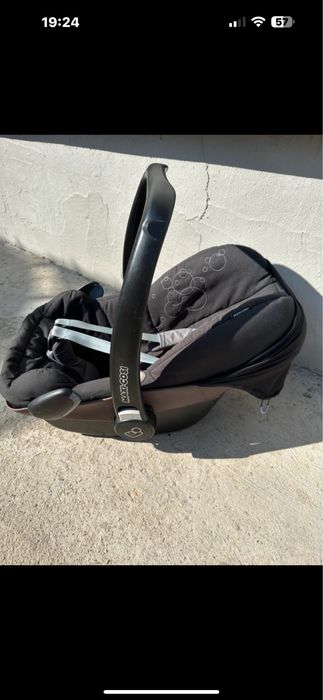 Scoica Maxi Cosi Pebble in stare foarte buna.