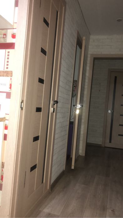 Прдаю 3х комнатную квартриру на 3ем этаже горняк 87