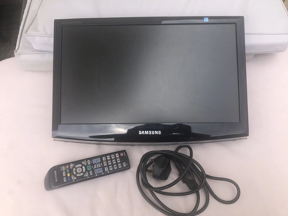 Samsung SyncMaster 933HD 19" 720p HD LCD plasma