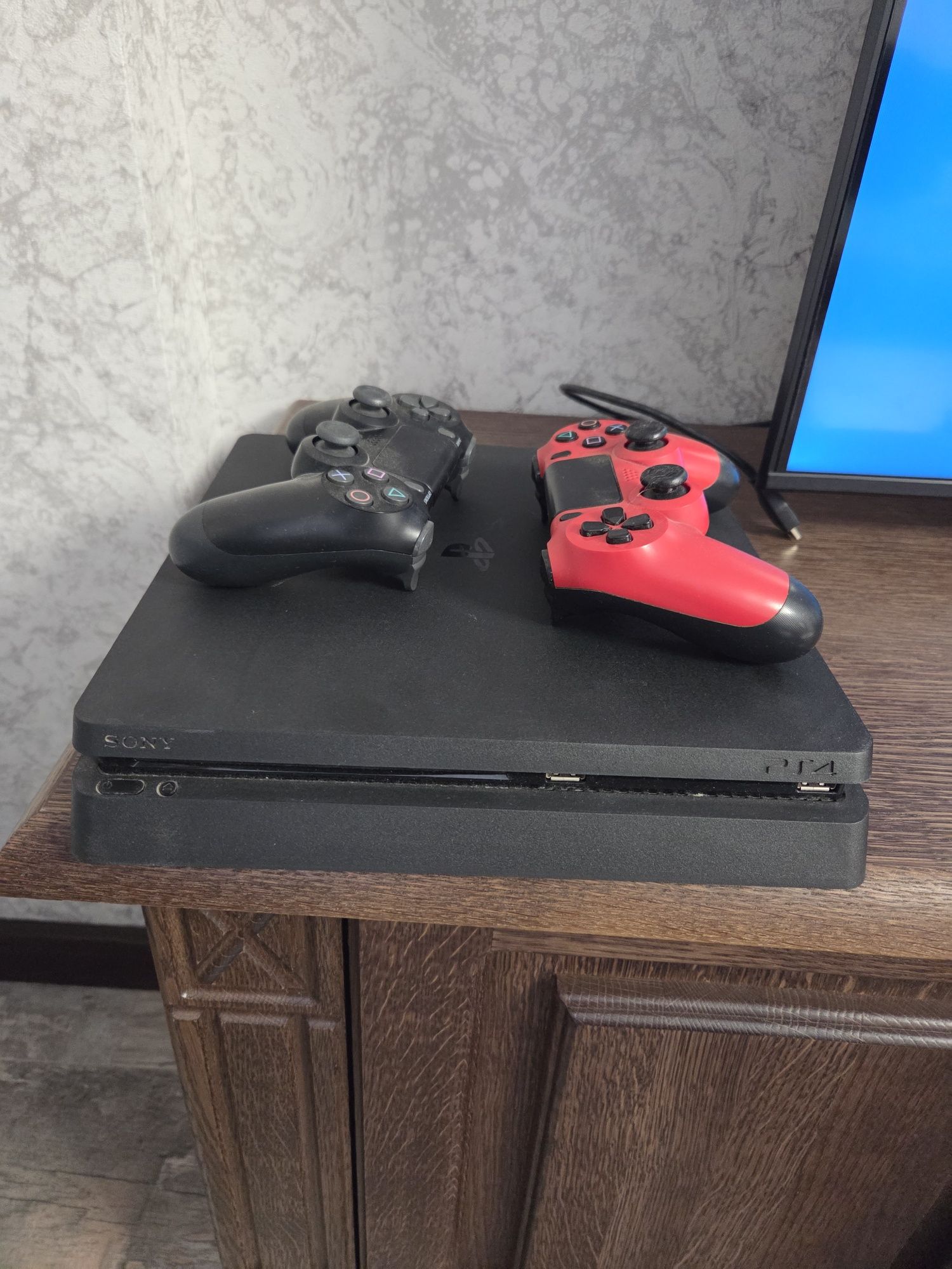 Ps4 500гигов в хорошем состоянии