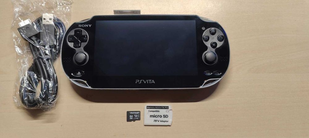 De vânzare PlayStation Vita OLED (PCH-1000)