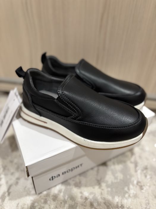 Продам детскую обувь новую