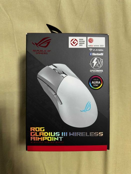 Геймърска безжична мишка ASUS ROG Gladius III Aimpoint с гаранция