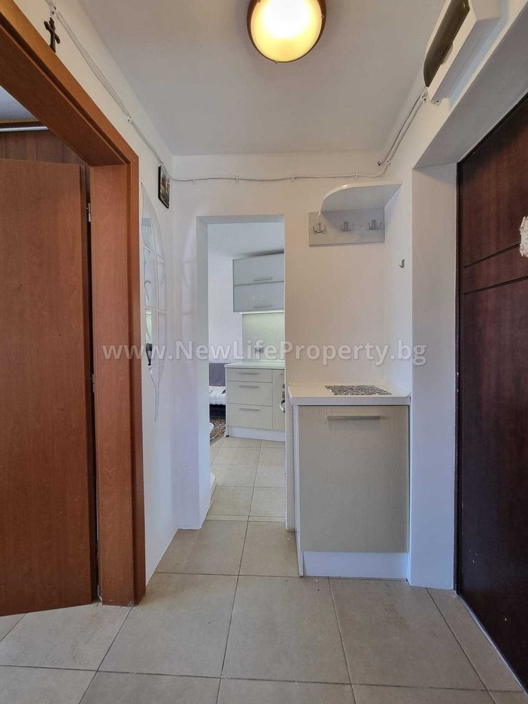 Продава се Двустаен апартамент в Несебър - 55 кв.м за 1400 €/кв.м - Снимка #1