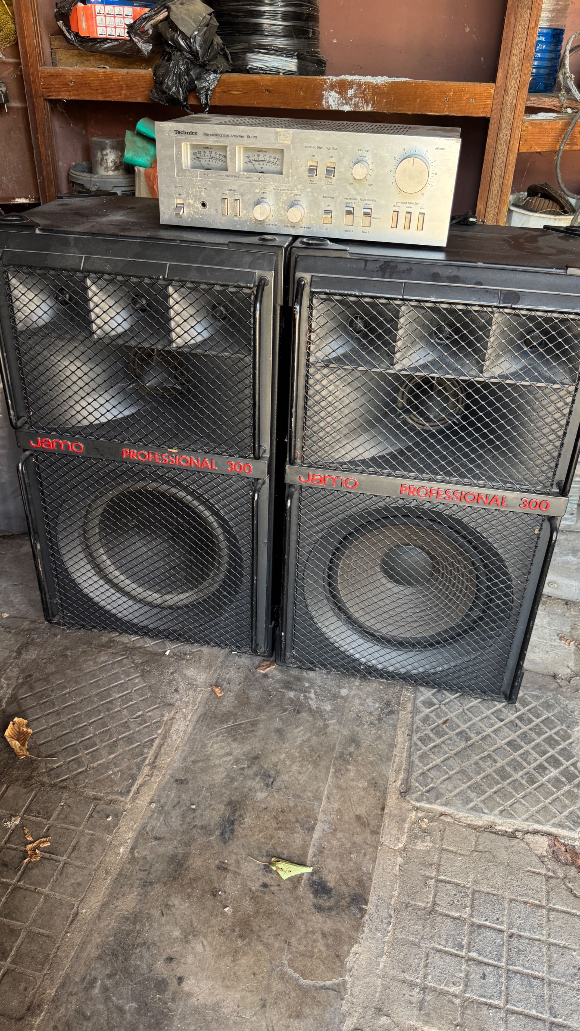 JAMO Professional 300