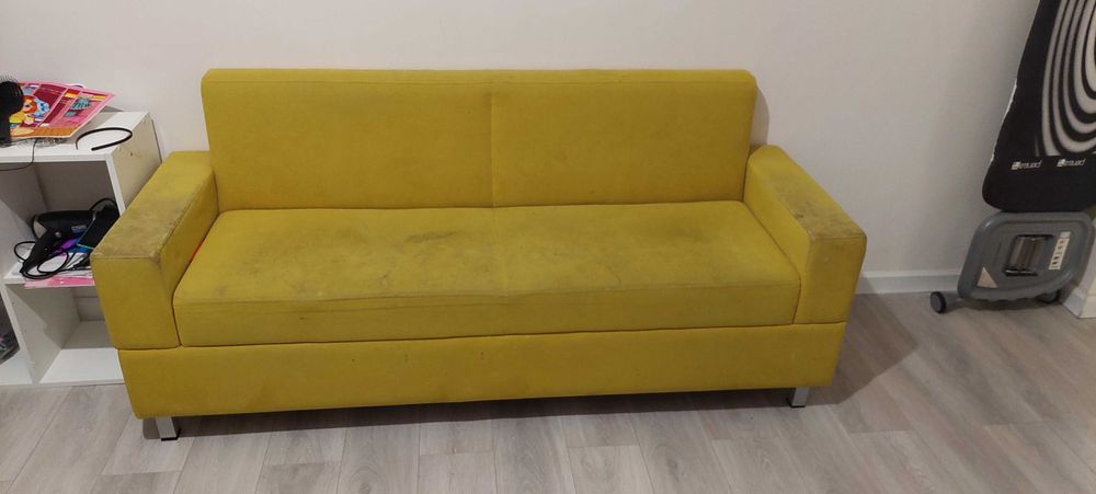 диван кухонный фирмы Три кареты российский 180х60 см