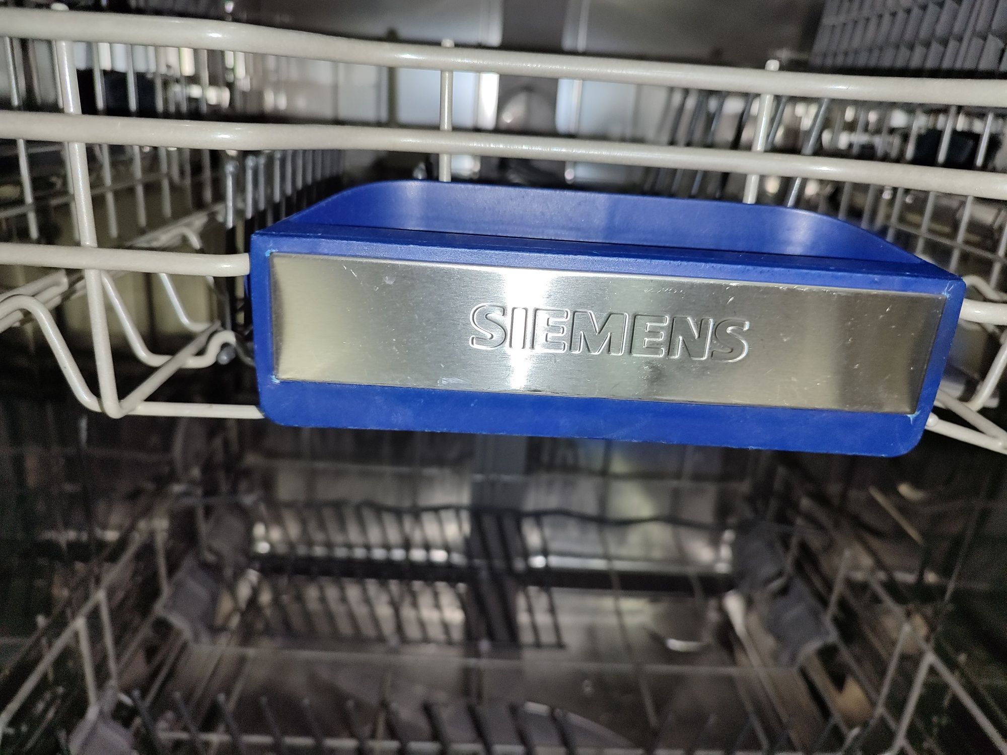 Съдомиялна Siemens на 60см. За вграждане