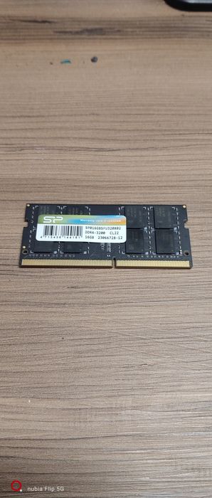 Memorie RAM Laptop / 16 GB DDR4