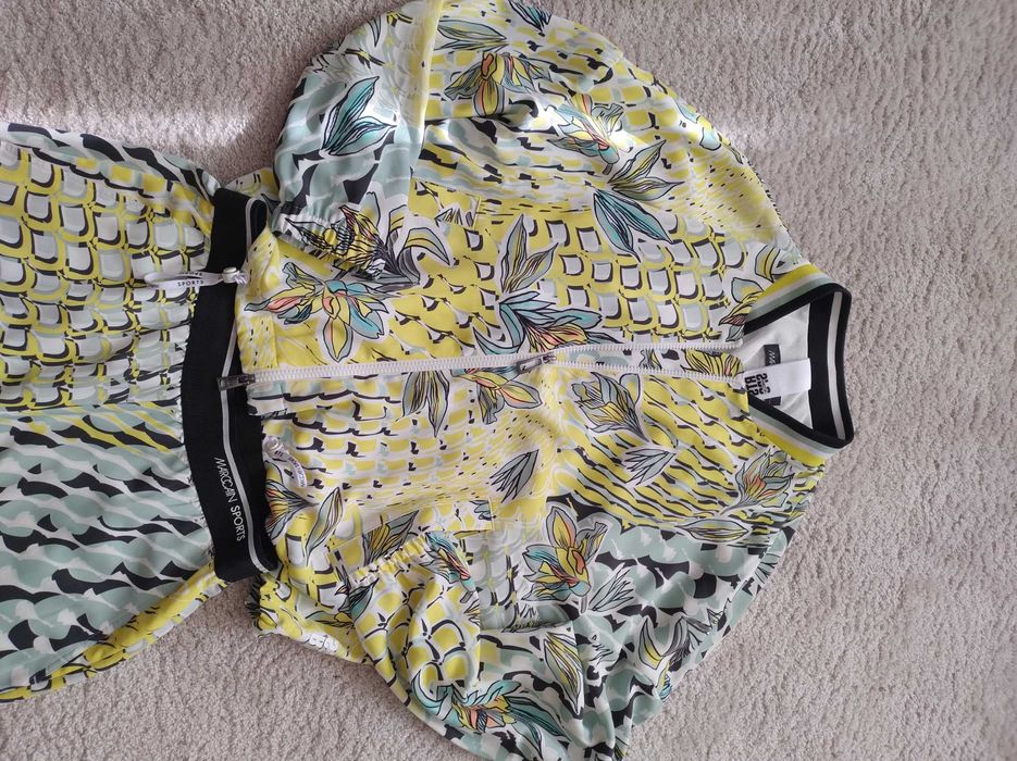 Олекотено яке Marc Cain, размер 38 или n3