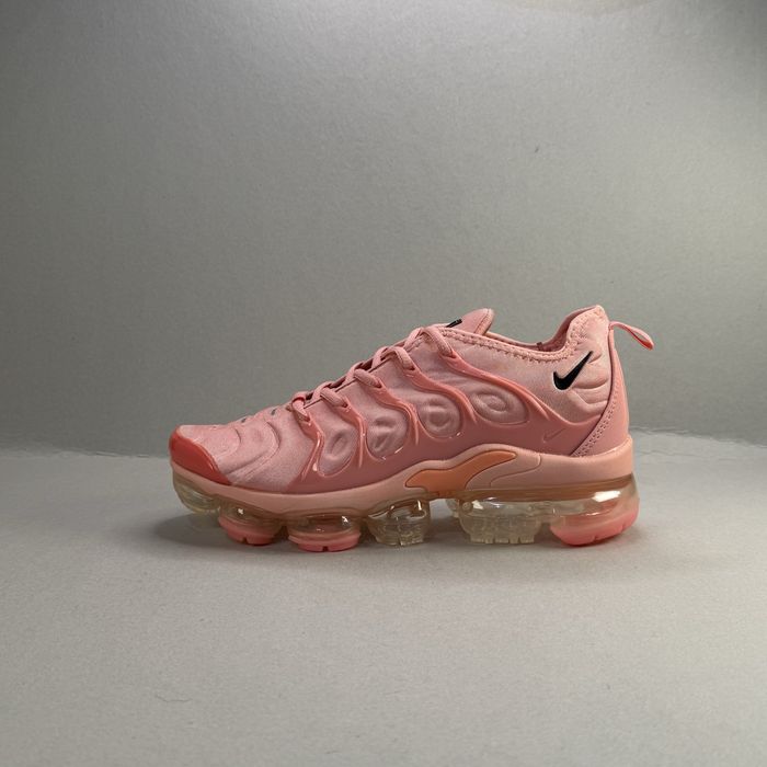 ДАМСКИ Nike Vapormax Plus Pink! НОВИ! Ориг!