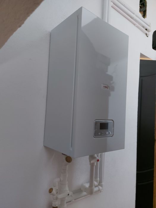 Firma instalatii sanitare/ termice/Incalzire in pardoseala