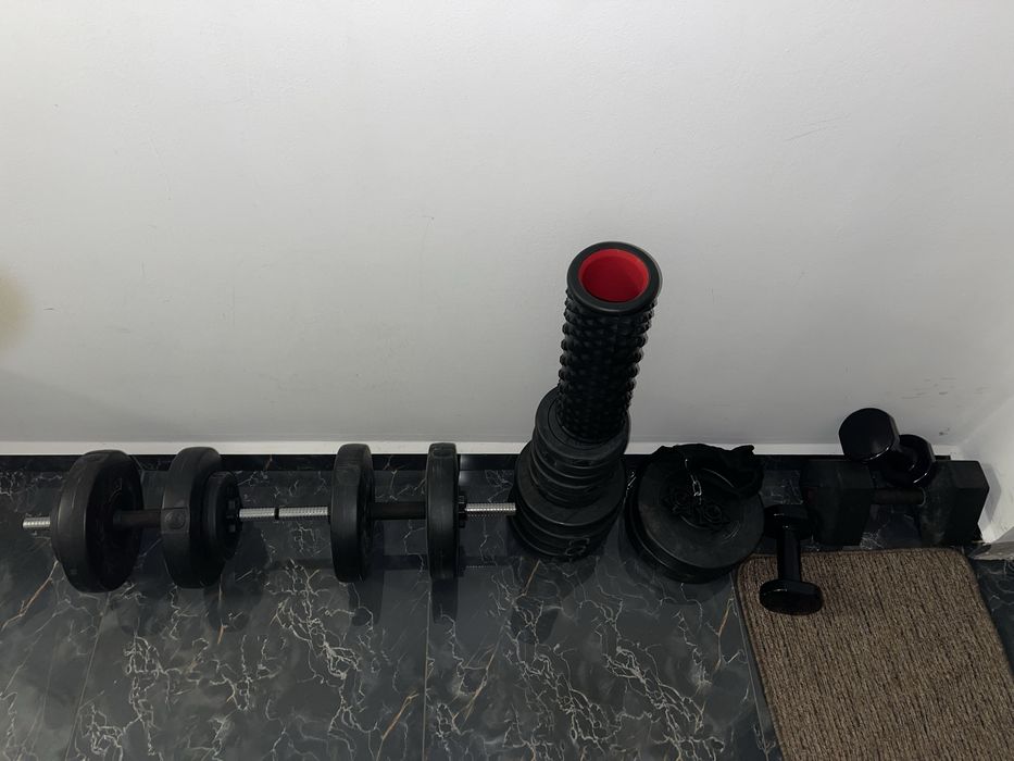 Set de gantere + rola de spuma + 2 saltele yoga