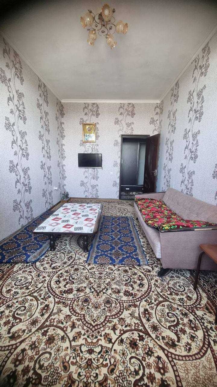 1 хоналик квартира 5 этаж янги дом, конечка