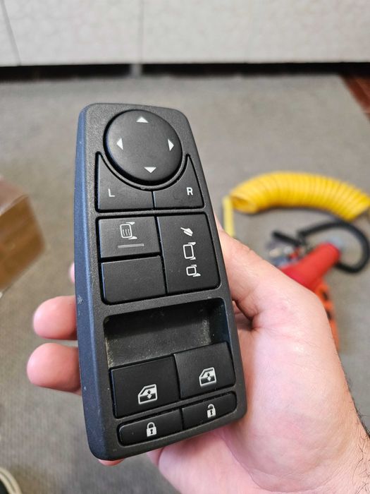 Panou electric M A N