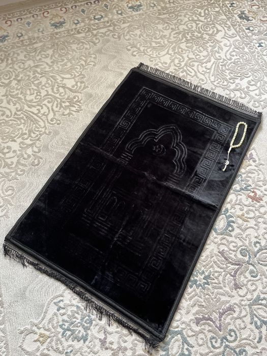 Жайнамаз красивый