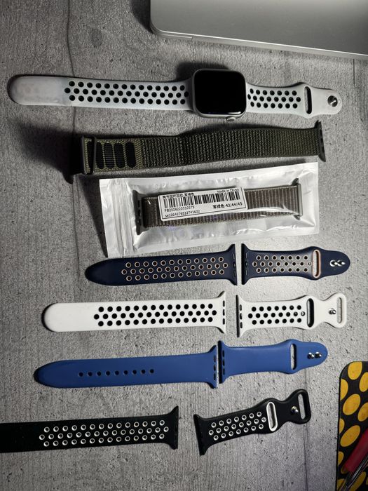 Apple Watch SE 44mm 2020 Silver Nike Edition