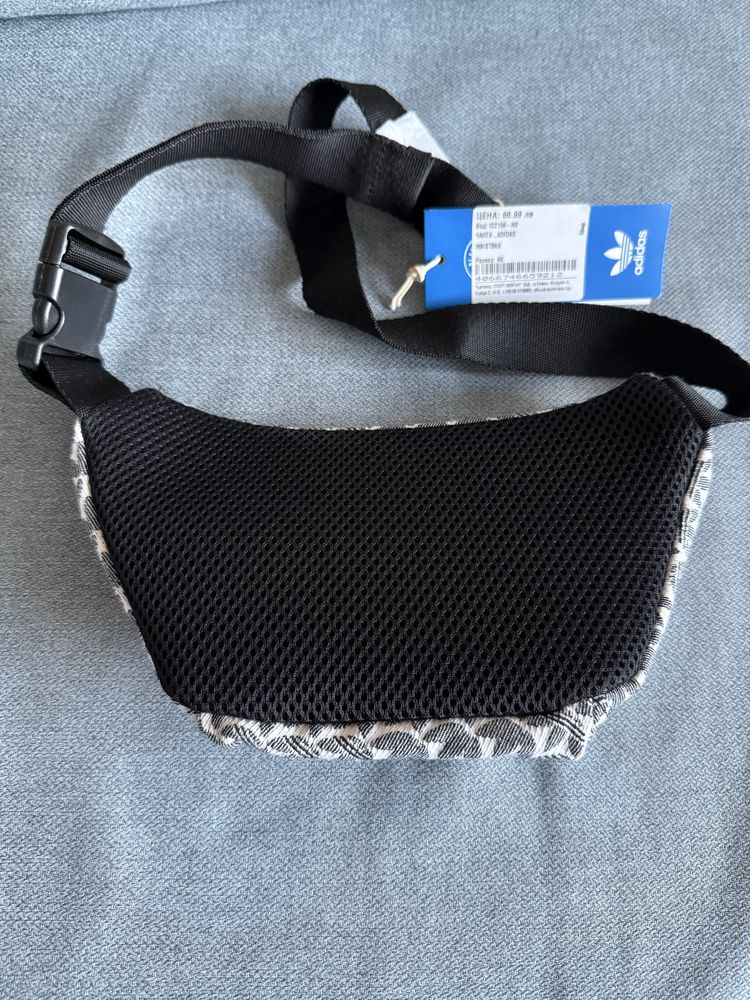 Чантичка за кръст/рамо Adidas, нова - с етикет