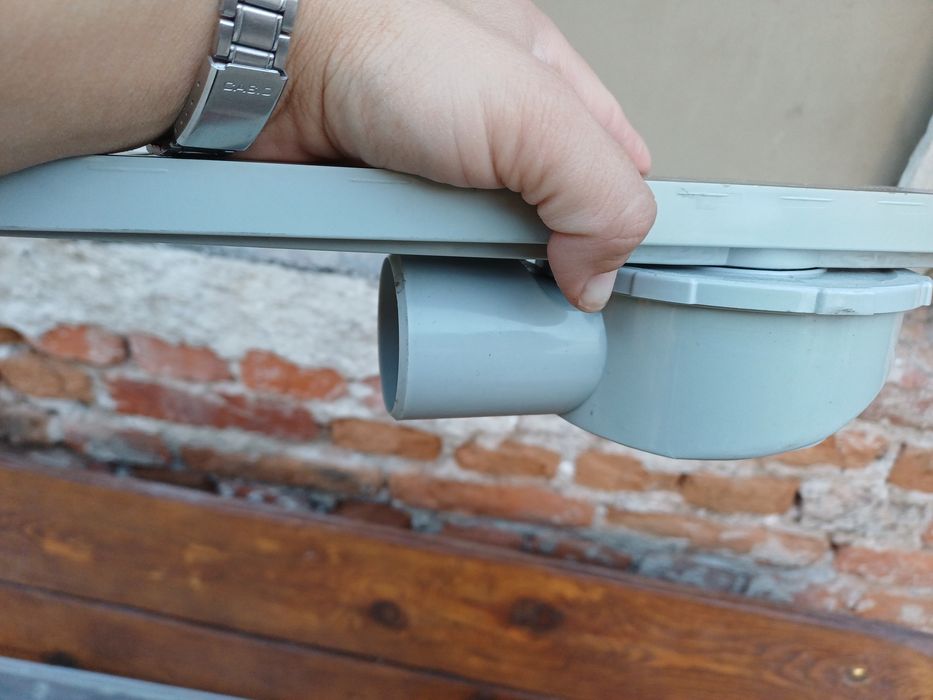 Линеен сифон 60см