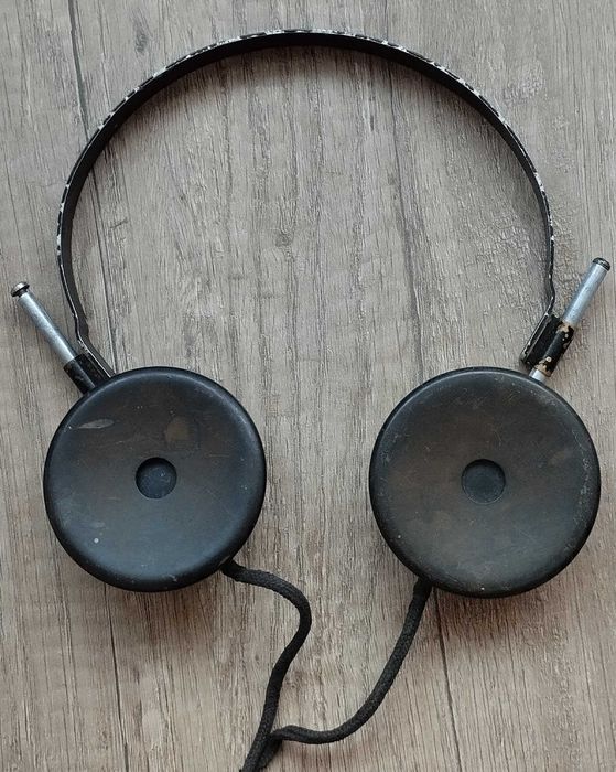 ретро слушалки Merkur