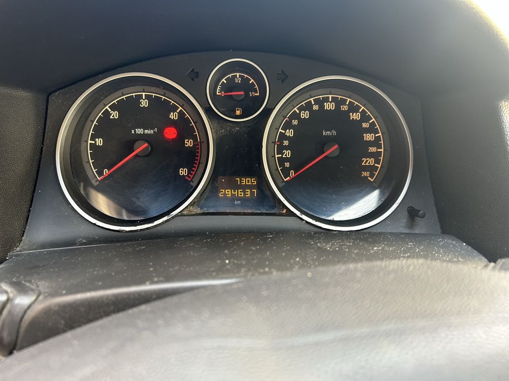 Opel astra h sedan 2008 1.7 diesel
