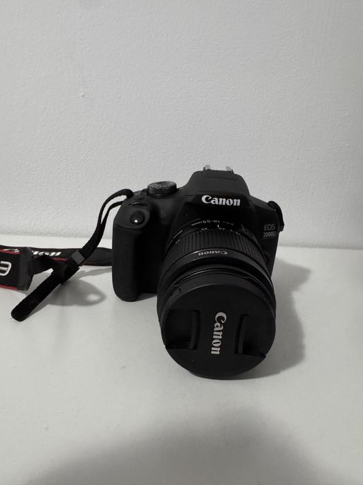 Aparat foto DSLR Canon 2000D. Putin utilizat! Stare foarte buna!