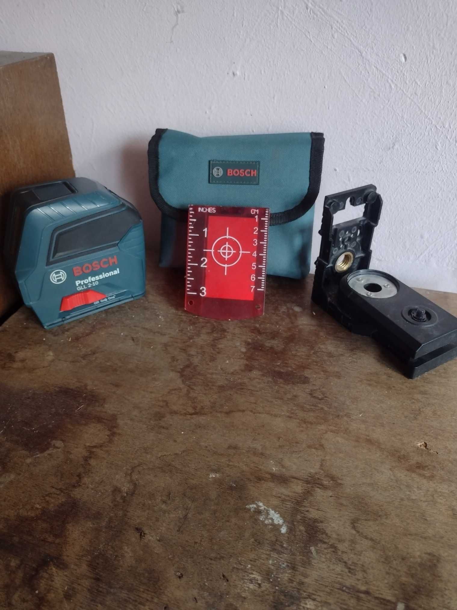 Лазерен нивелир Bosch Professional GLL 2-10