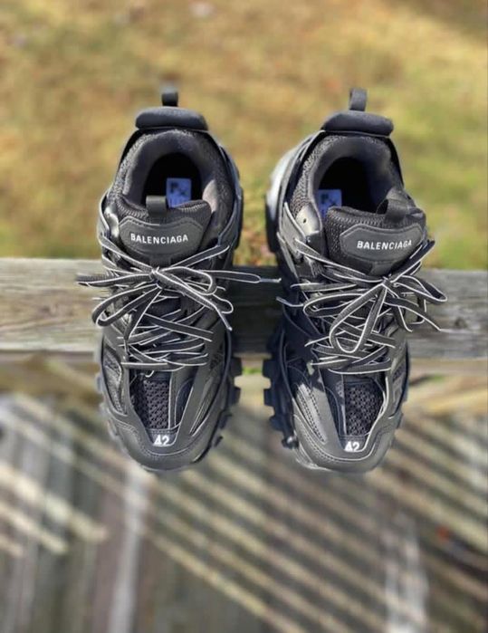 Balenciaga track led