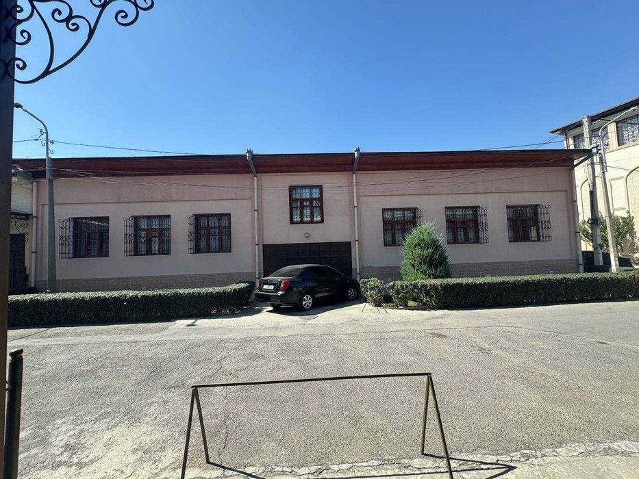 ПРОДАЕТСЯ_ДОМ ЗЕМЛЯ на Ул Нурафшан Ор.р: Доктор Д