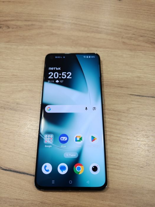 Oneplus 11 зелен 16/256 + 3 кейса