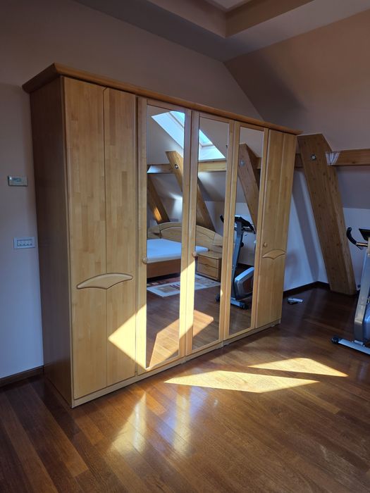 Pat + noptiere + comode + dulap lemn stratificat fag nou