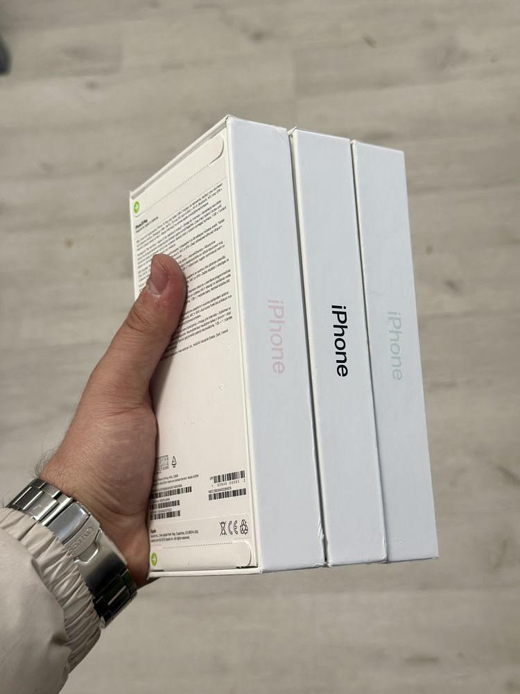 iPhone 15 Plus / 128 GB / Sigilate / Noi / Garantie 12 Luni