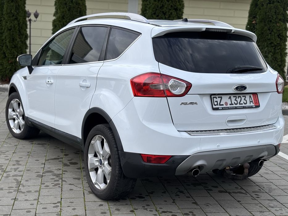 Ford Kuga Titanium 4x4  FULL   Xenon  Led  Panoramic  Import Germania