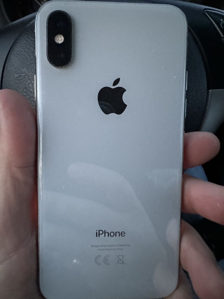 Iphone XS в отлично състояние