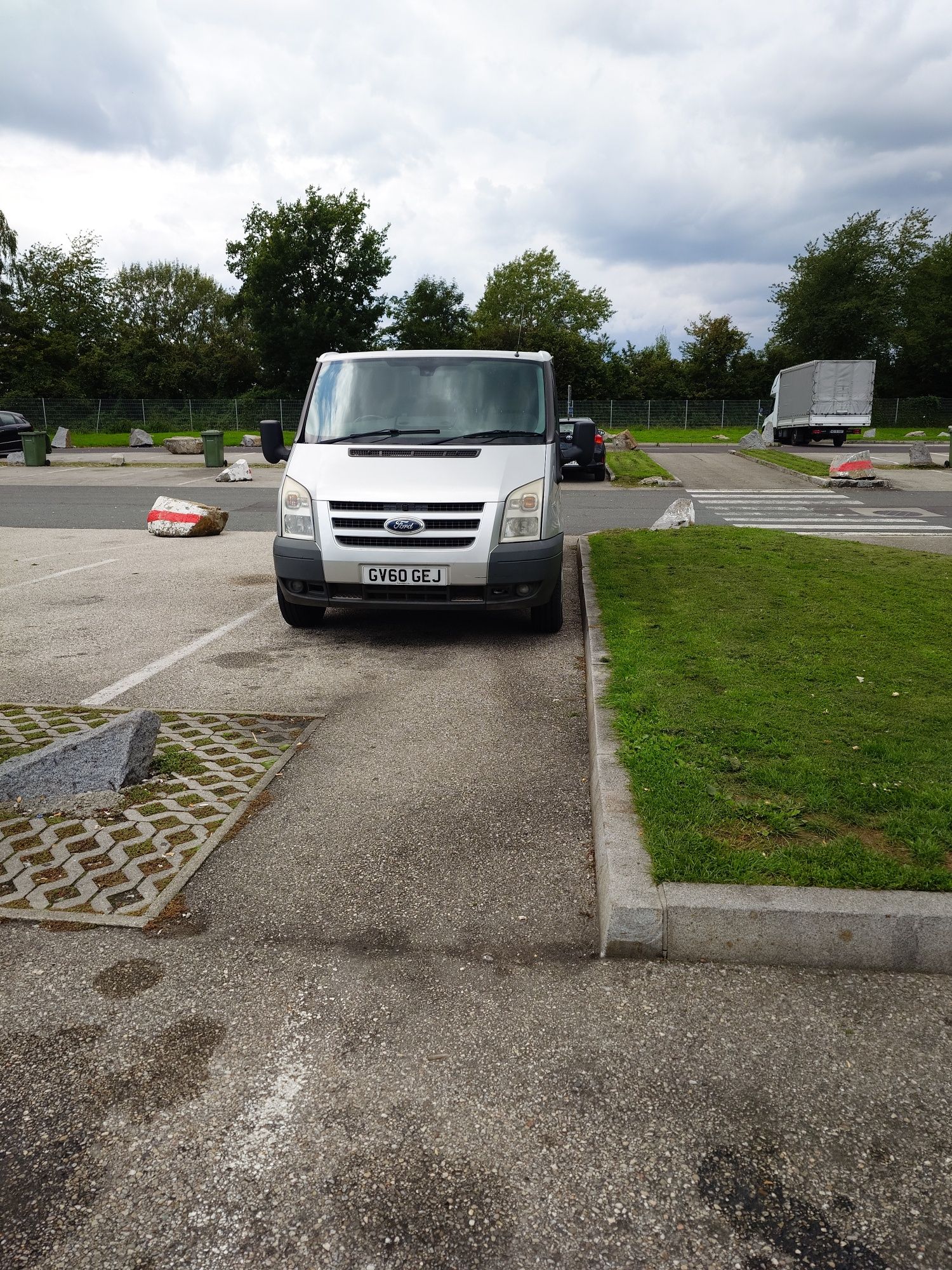 Ford transit SE dezmembreazā, 2.2, 2011
