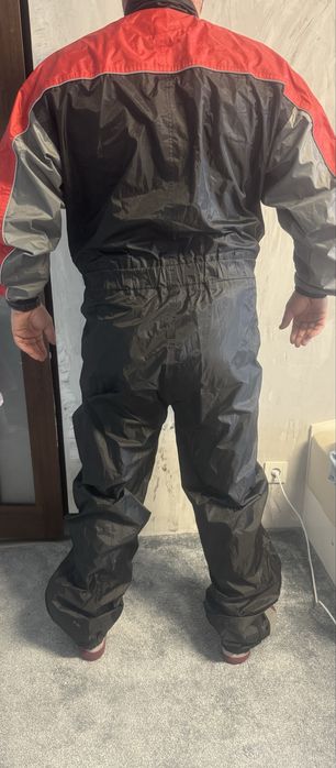 Продавам непромукаем цял гащеризон