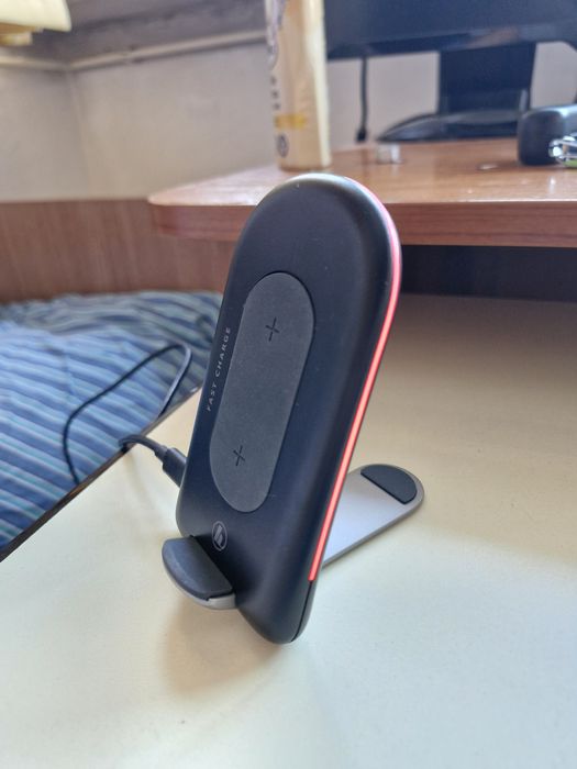 Incarcator wireless HAMA 201689, universal, QI, 15W, negru