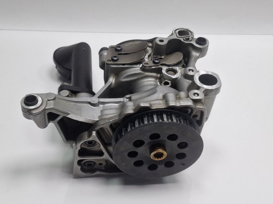 Pompa ulei AUDI A3 Sportback 8VA, 8VF 2012 - > TDI CLHA 04L145208D , 0