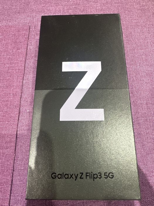 Samsung Galaxy Z Flip3 5G