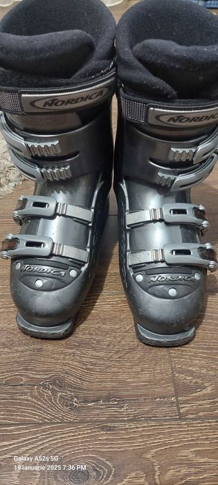 Clapari ski. Nordica 36