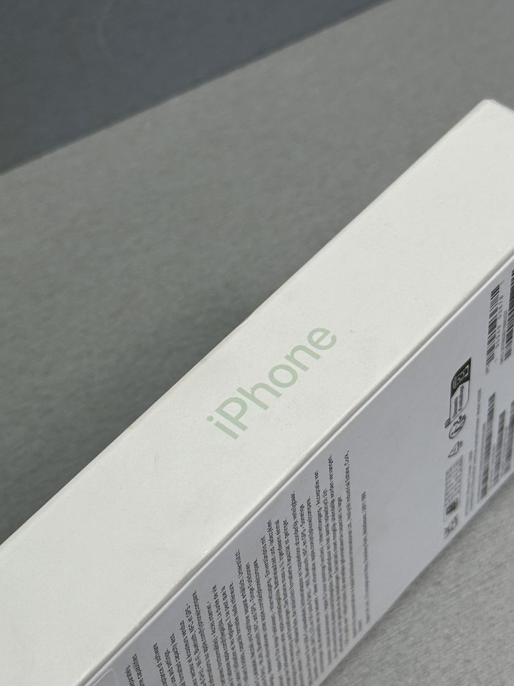 Продавам чисто нов iPhone 15 128 GB