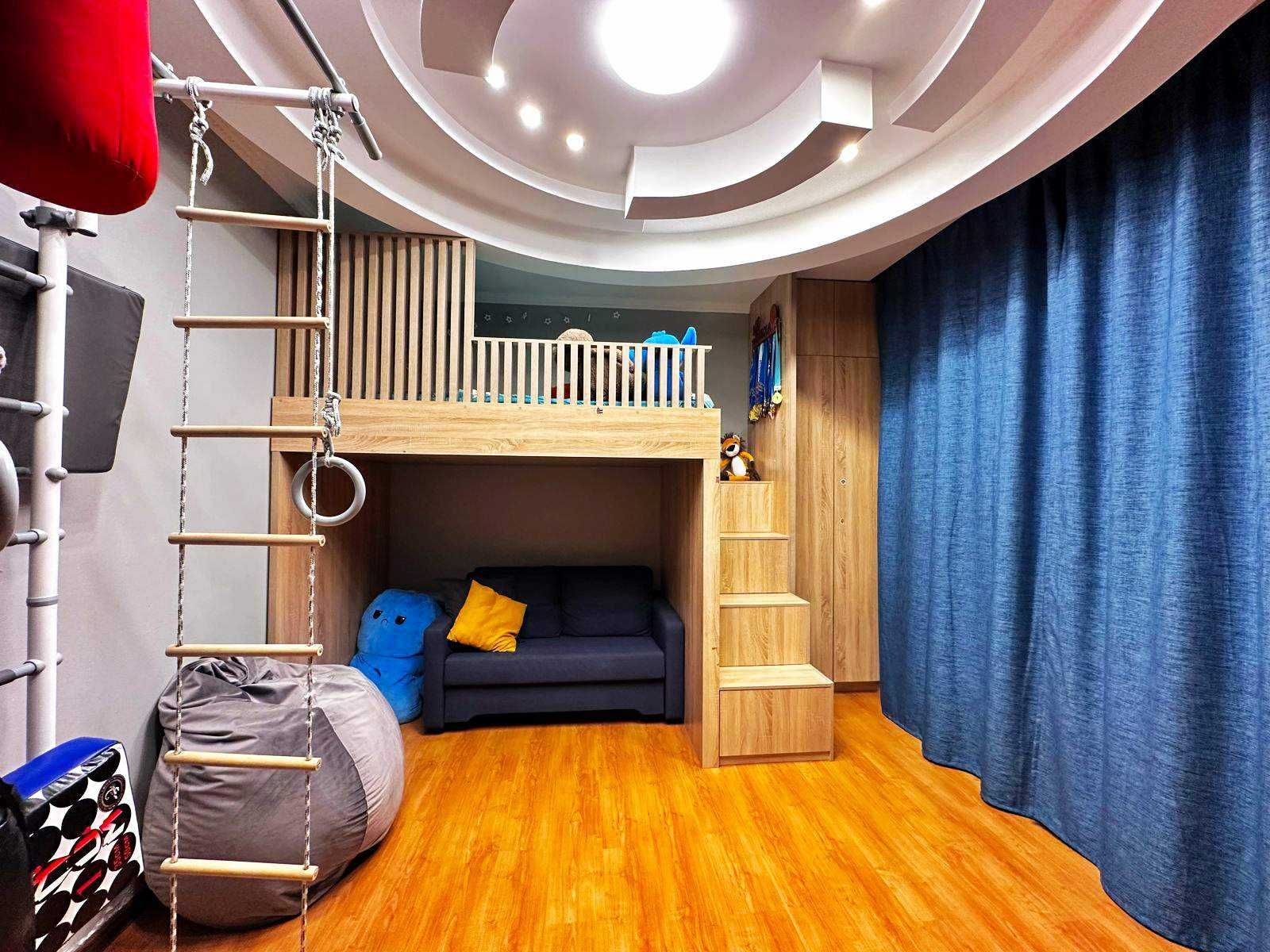 Продам отличную трехкомнатную квартиру 110,5 кв.м. в ЖК "Алтын Заман".