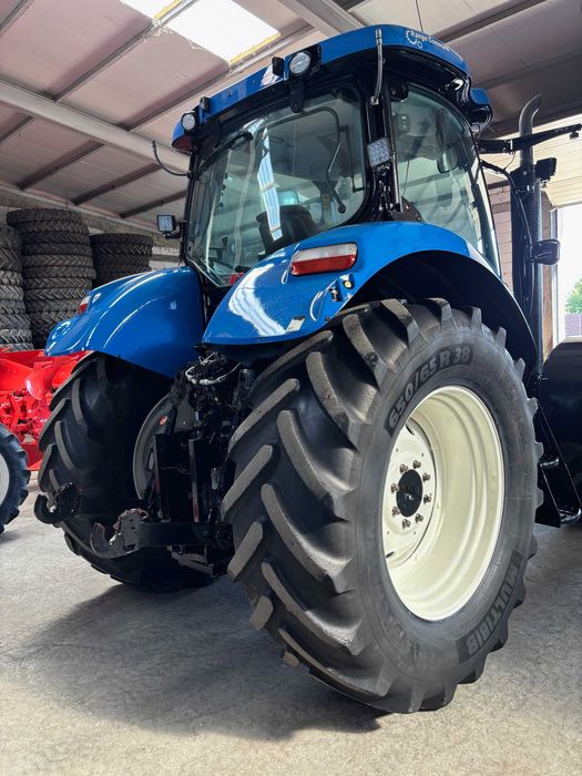 Tractor New Holland Elite T 6070 de 165 CP ore 4100 an 2012 John Fendt