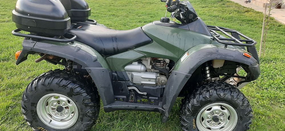 Vând atv Honda 650cc 4x4