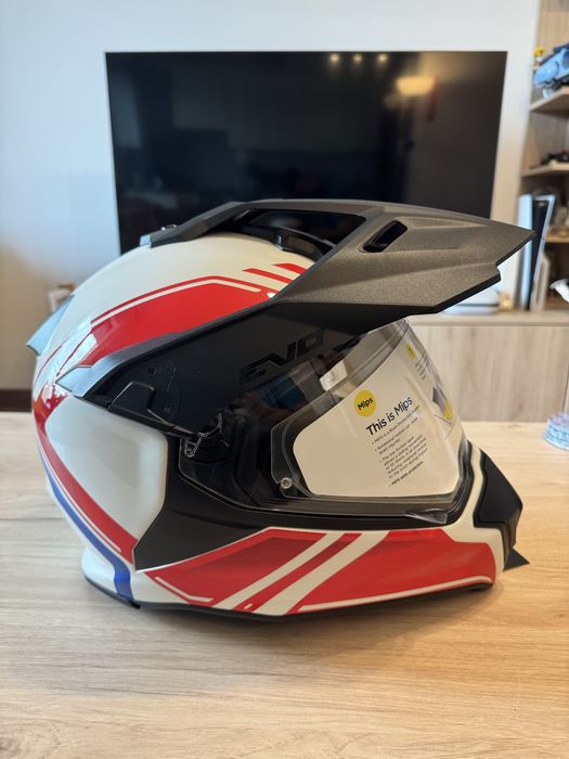 Casca BMW GS Carbon Evo noua