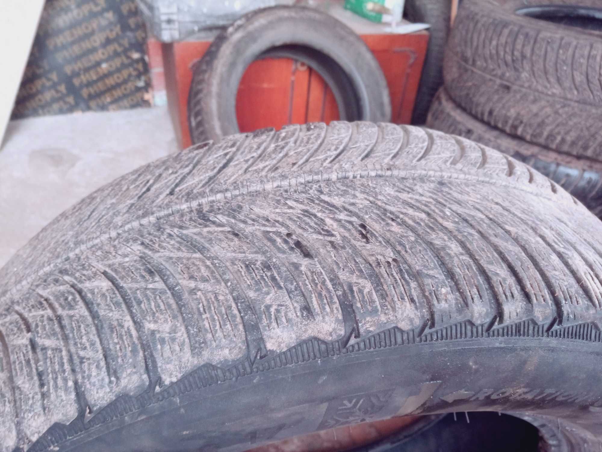 Зимни гуми 235/65/17 Michelin pilot alpin 5 suv