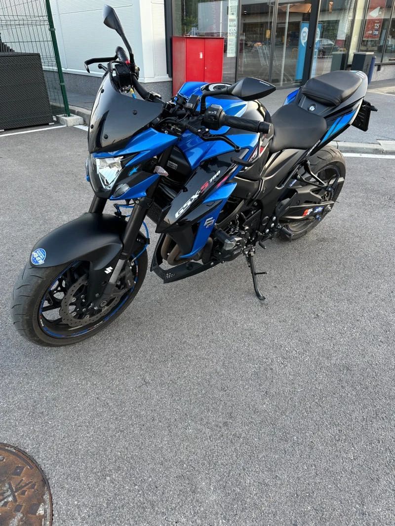 Мотоциклет Suzuki GSX-S750