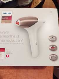 Фотоепилатор Philips Lumea BRI955